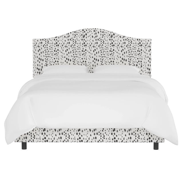 Transitional Kenmore Bed in Ink Linen Leopard, King For Sale - Image 3 of 6