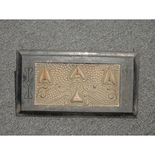 Unique Grill Grate in Good Condition. Solid and Firm. Wear is usual for its age. Please see photos. Overall a Unique Grate...