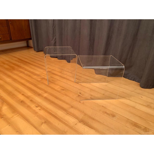 Vintage Side Tables in Acrylic, 1970s, Set of 2 For Sale - Image 15 of 18