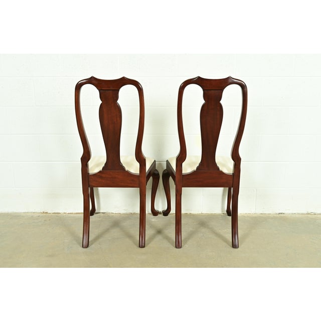 Henkel Harris Queen Anne Solid Mahogany Dining Chairs, Set of Six For Sale - Image 11 of 14