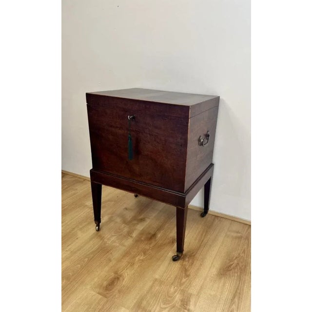 Wood Antique George III Mahogany Callarette, 1800s For Sale - Image 7 of 11