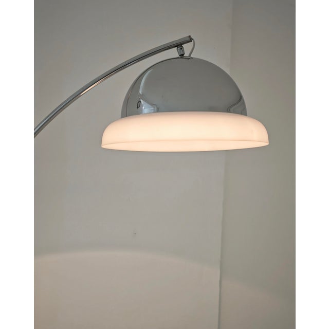 Mid-Century Modern Italian Chromed Brass and Acrylic Glass Arch Floor Lamp, 1970s For Sale - Image 12 of 18