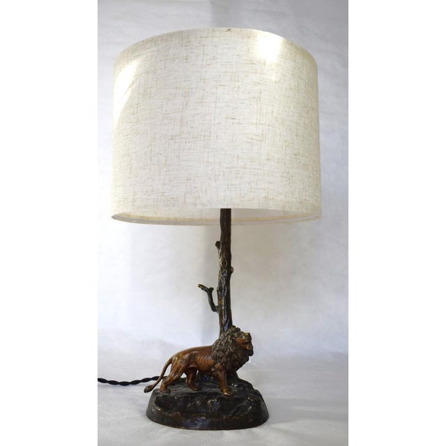 Gold Art Nouveau Figural Bronze Table Lamp with Lions, 1890s For Sale - Image 8 of 8