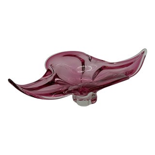 Vintage 1970s Mid-Century Modern Murano Sommerso Style Pink Glass "Lips" Bowl For Sale