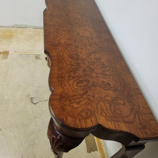 Hekman Oyster Burl Console Table With Queen Anne Legs, Burl Walnut Hall Table For Sale In Raleigh - Image 6 of 10