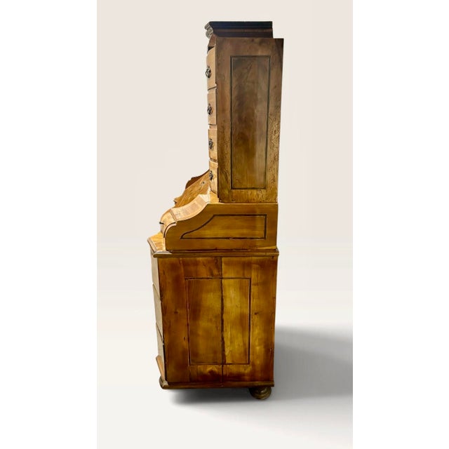 18th Century German Baroque Walnut Veneer & Marquetry Bureau Cabinet For Sale - Image 4 of 12