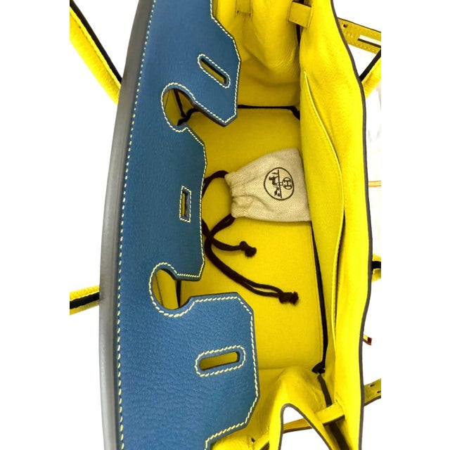 Hermes 30cm Birkin Hss Electric Blue Yellow Soufre and Etoupe Bicolor Mysore Leather For Sale In Los Angeles - Image 6 of 9