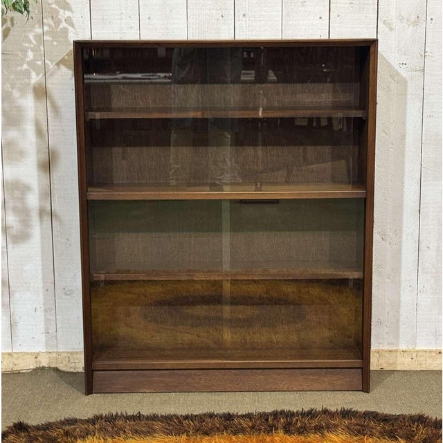 English Mahogany Display Cabinet, 1970s For Sale - Image 16 of 16