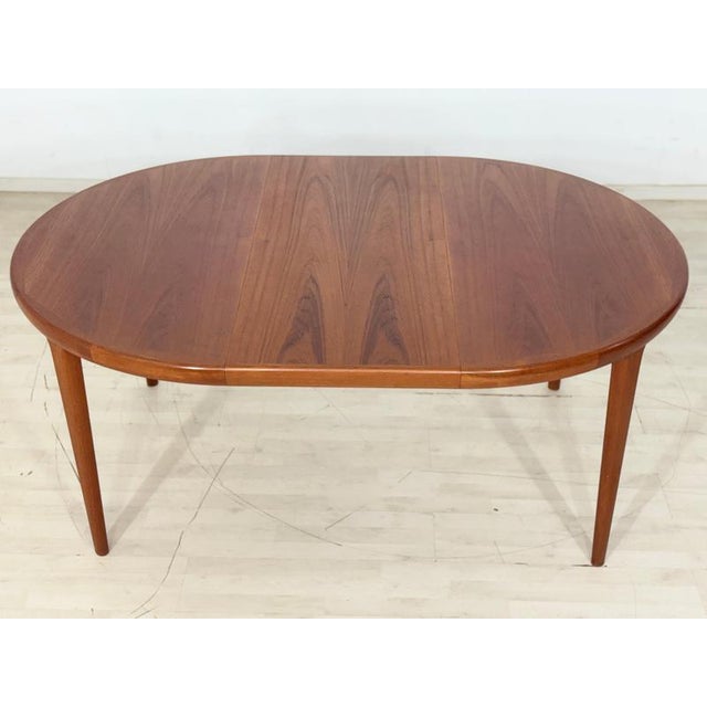 Mid-Century Danish Round Extendable Teak Model 16573 Dining Table from VV Møbler Spøttrup For Sale - Image 6 of 18