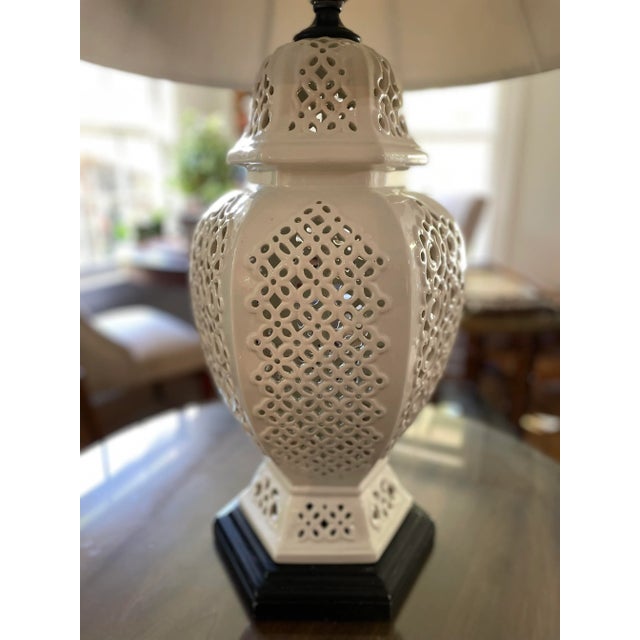 1970’s Italian Porcelain Blanc De Chine Ginger Jar Table Lamp For Sale - Image 10 of 12