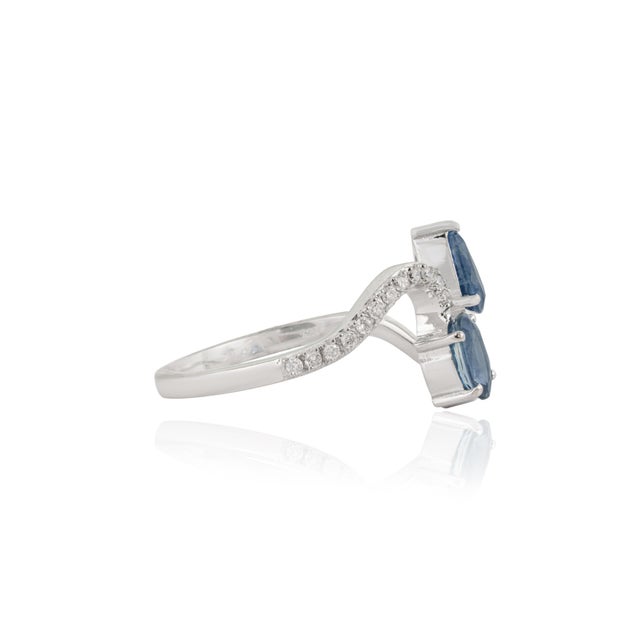 Metal 14k Gold Pear & Oval Cut Blue Sapphire & Diamond Bypass Toi Et Moi Ring Size 4 For Sale - Image 7 of 17