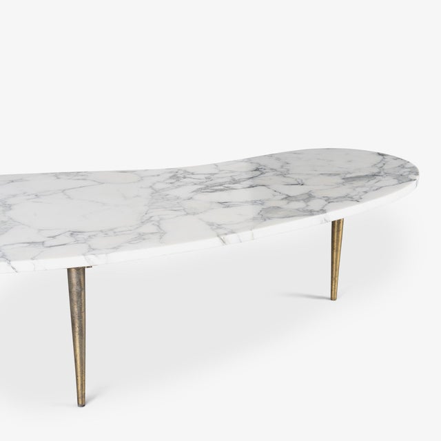 1950s Italian Organic Form Carrara Marble Cocktail Table With Brass Legs For Sale - Image 5 of 10