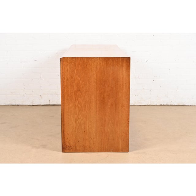 Robsjohn-Gibbings for Widdicomb Mid-Century Modern Walnut Dresser, 1950s For Sale - Image 10 of 12