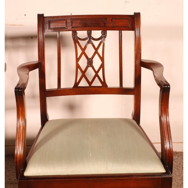 Mahogany Armchairs in the style of Hepplewhite, 1890s, Set of 2 For Sale - Image 3 of 12
