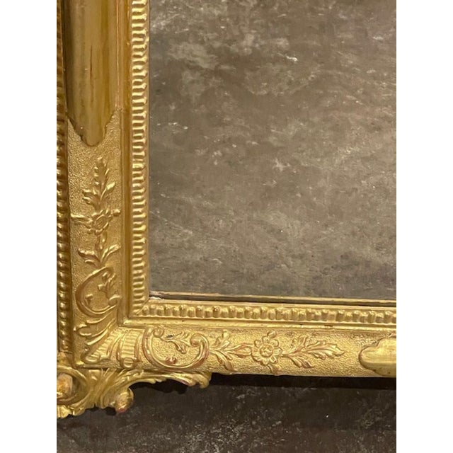 Fine Italian Florentine Carved and Giltwood Etched Mirror For Sale - Image 4 of 6
