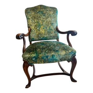 Early 1900s Antique French Carved Walnut Arm Accent Chair in Gp & J Baker Botanical Bird Persian Garden Velvet