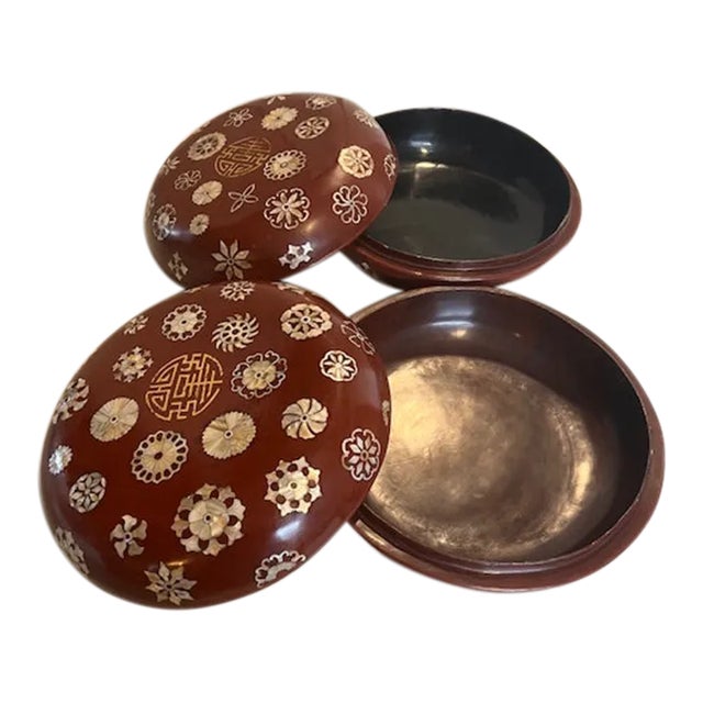 Pair of Large Round Chinese Red Lacquer Wood Boxes With Inlaid Mother-Or-Pearl For Sale