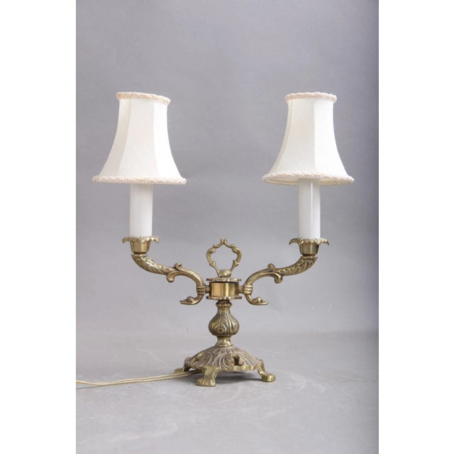 Metal Vintage Table Lamp in Brass For Sale - Image 7 of 7
