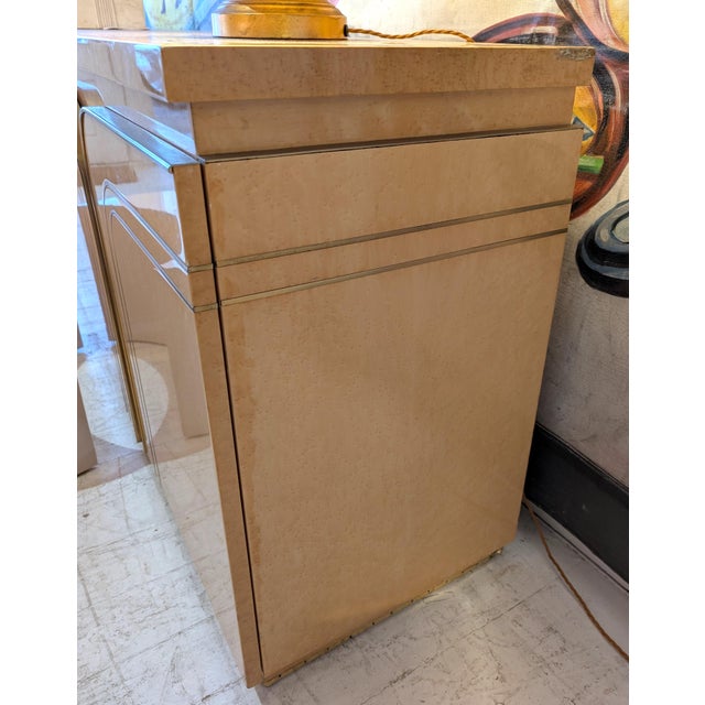 Mid-Century Italian Birch Burl & Brass Sideboard attributed to Turri, 1970s For Sale - Image 16 of 18
