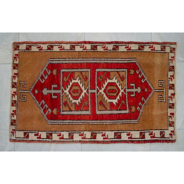 1980s Turkish Rug -1′11″ × 3′3″ For Sale - Image 10 of 14
