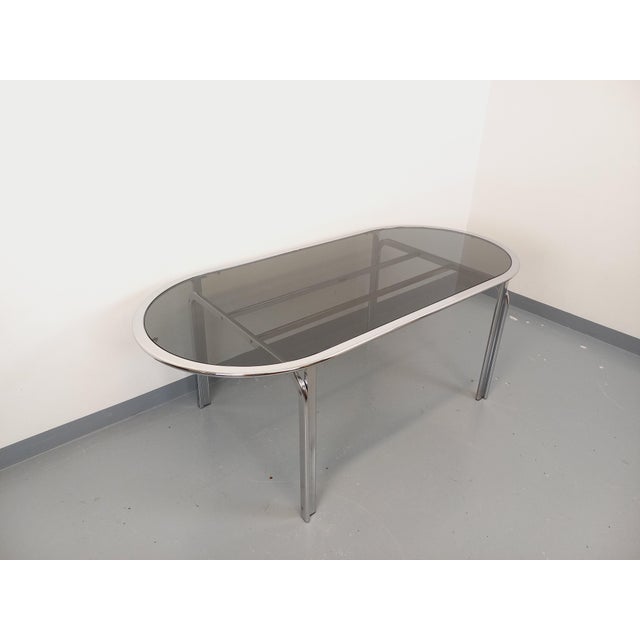 Mid-Century Modern Vintage Oval Dining Table in Smoked Glass and Chrome Metal, 1970s For Sale - Image 3 of 18