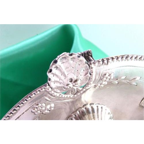 Silver Paddle with Pearly and Shell-Shaped Reliefs, Monogram Card and Claw-Shaped Feet For Sale - Image 6 of 8