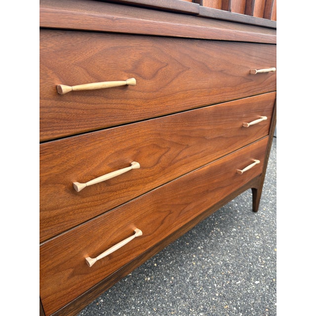 Kent Coffey 1960’s Mid Century Modern Kent Coffey Perspecta Tall Chest For Sale - Image 4 of 11