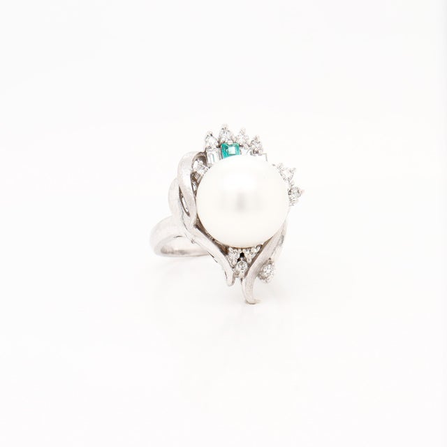 Mid-Century Platinum, Pearl, Emerald, & Diamond Cocktail Ring For Sale - Image 9 of 10