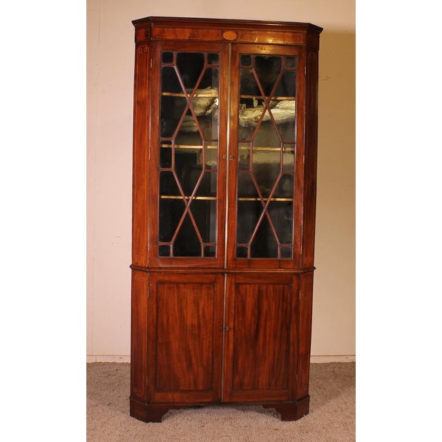 Georgian Corner Cabinet in Mahogany, 18th Century For Sale - Image 14 of 14