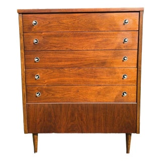 Basset Furniture Mid Century Modern MCM Trimline Gunstock Walnut Dresser For Sale