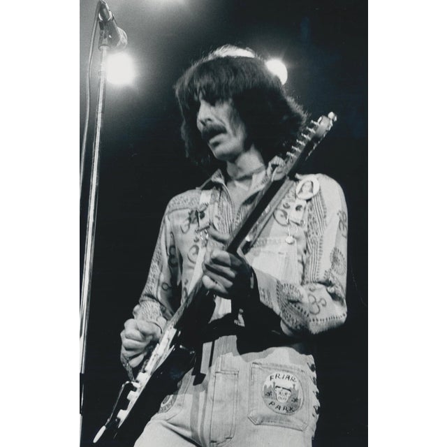 Henry Grossman, George Harrison on Stage, Black and White Photograph, 25,5 X 20,6 Cm 1970 For Sale
