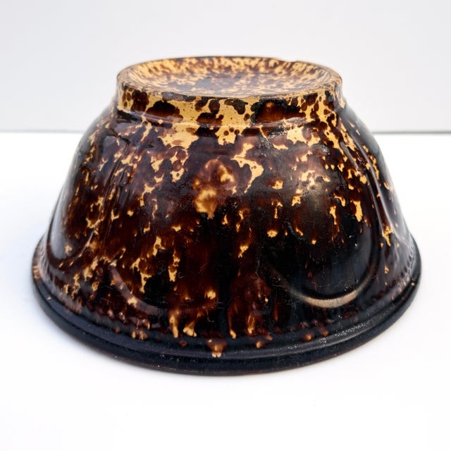 Brown Vintage American Spongeware Yellwoware Stoneware Mixing Bowl – Brown & White Folk Art Charm For Sale - Image 8 of 9