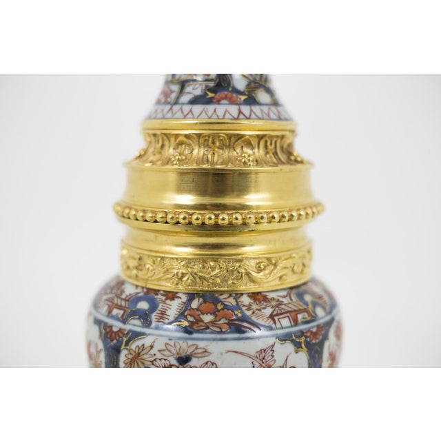 Metal Large Table Lamp in Imari Porcelain and Gilt Bronze, 1880s For Sale - Image 7 of 11