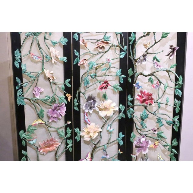 1960s Lee Menichetti Hand Painted Floral 3-Panel Metal Screen For Sale - Image 4 of 6