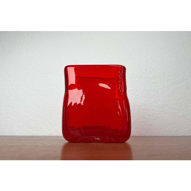 Mid-Century Modern Scandinavian Glass Vase, 1960s, in Very Good conditions. Designed 1960 to 1969