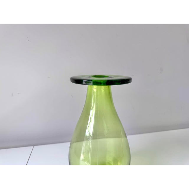 Blenko Mid-Century Modern Mushroom Top Glass Vase For Sale - Image 4 of 6