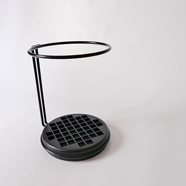 1980s Steel Umbrella Stand with Plastic Tray by Marilena Boccato and Gian Nicola Gigante and Antonio Zambusi for Magis, 1980s For Sale - Image 5 of 10