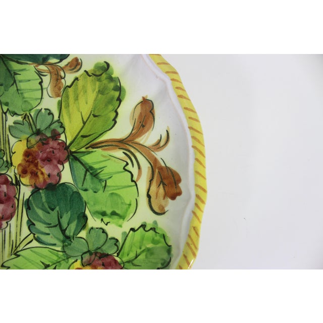 Vintage 11” Italian Renaissance Revival Hand Painted Strawberry Fruit Plate Made in Italy Faïence Ceramic For Sale - Image 6 of 9