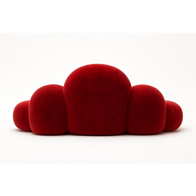 The Los Angeles sofa embodies softness and lightness, with its unique design inspired by the contours of a cloud. Its...