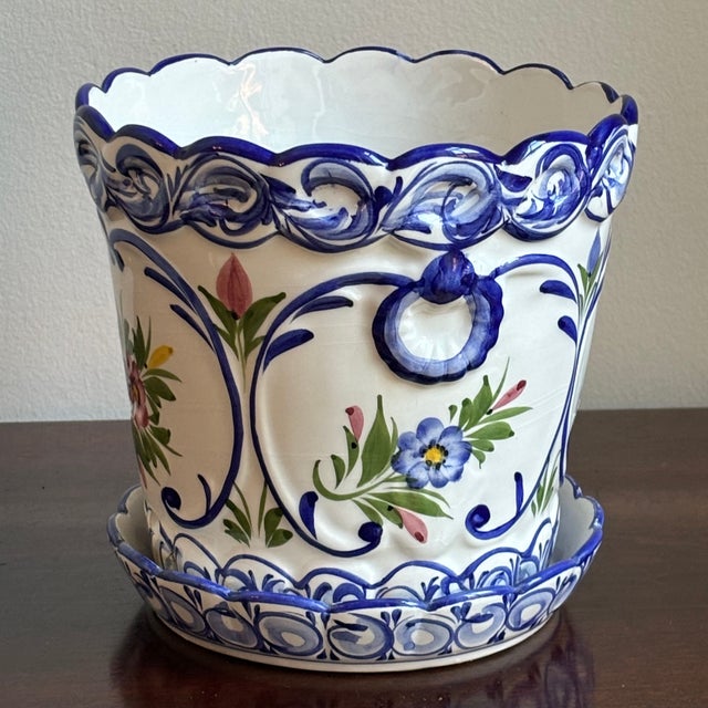 Mid-20th Century RCCL Portugal Ceramic Cachepot & Saucer For Sale In Baltimore - Image 6 of 12