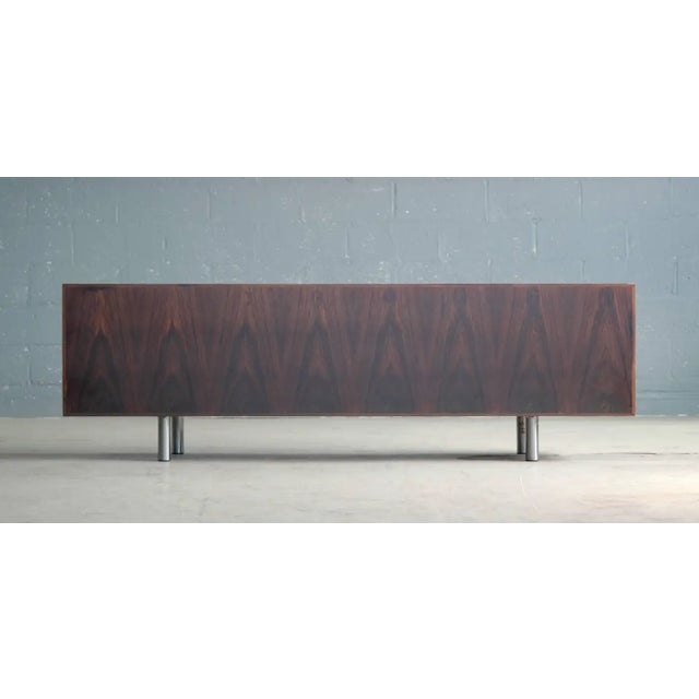 Mid-Century Modern Danish 1960s Low Credenza in Rosewood - Attr.ibutedTo Bodil Kjaer for E. Pedersen and Son For Sale - Image 3 of 8