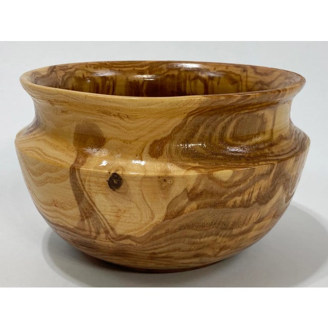 Vintage handmade turned wood bowl featuring rich natural burled pattern. Age wear. Wonderful vintage condition.