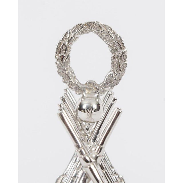 20th Century Vintage Large Silver Plated Crossed Rifles Toast Rack, 1980s For Sale - Image 3 of 13