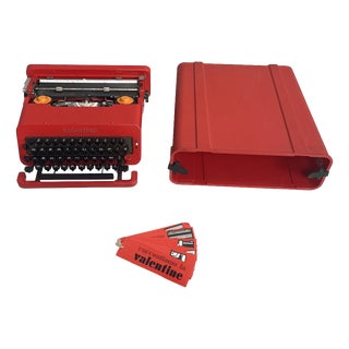 Italian Modern Typewriter by Ettore Sottsass for Olivetti, 1970s For Sale