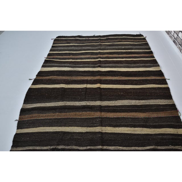 1960s Oushak Anatolian Handwoven Vintage Kilim For Sale - Image 5 of 10