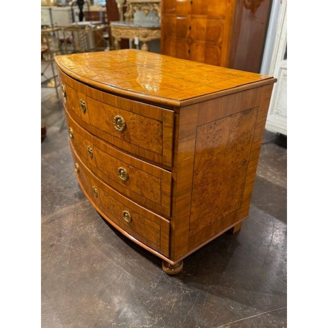 Traditional South German Bow-Front Commode For Sale - Image 3 of 6
