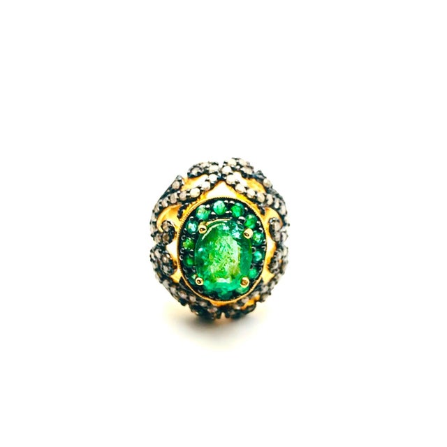 Bochic "Orient" Natural Emerald & Natural Diamond Ring Set In 18K Gold &Silver For Sale - Image 11 of 18