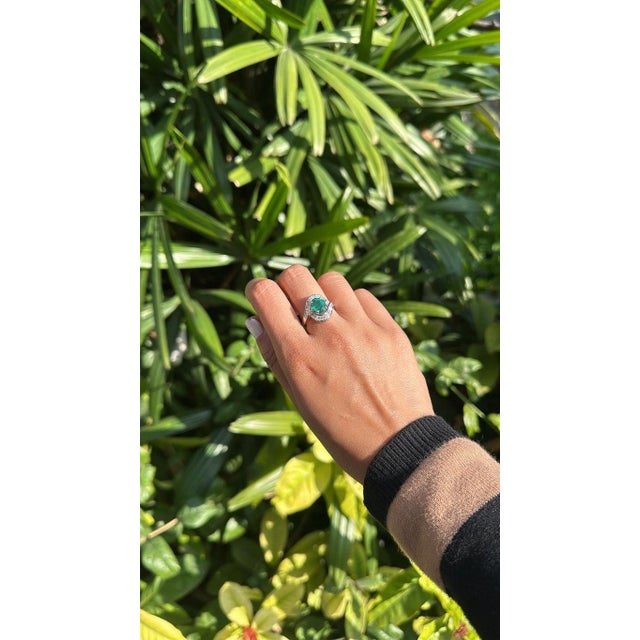 Modern Set in 18k Gold, 2.14 Carats Natural Zambian Emerald & Diamonds Engagement Ring, Size 6 For Sale - Image 3 of 9
