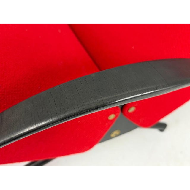 Metal Red P40 Lounge Chair by Osvaldo Borsani for Tecno, 1950 For Sale - Image 7 of 17