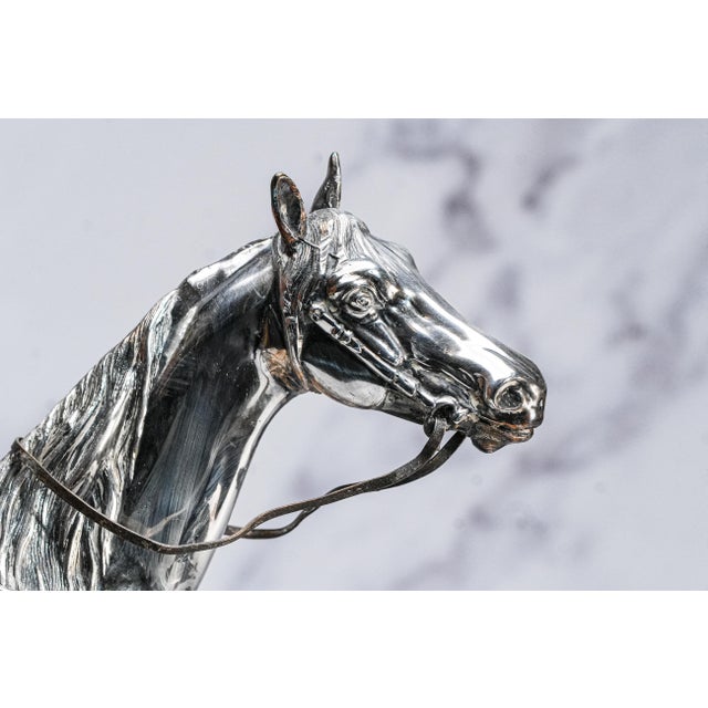English Early 20th Century Silverplate Antique Horse Equestrian Statue Sculpture Trophy Marble Base For Sale - Image 3 of 17